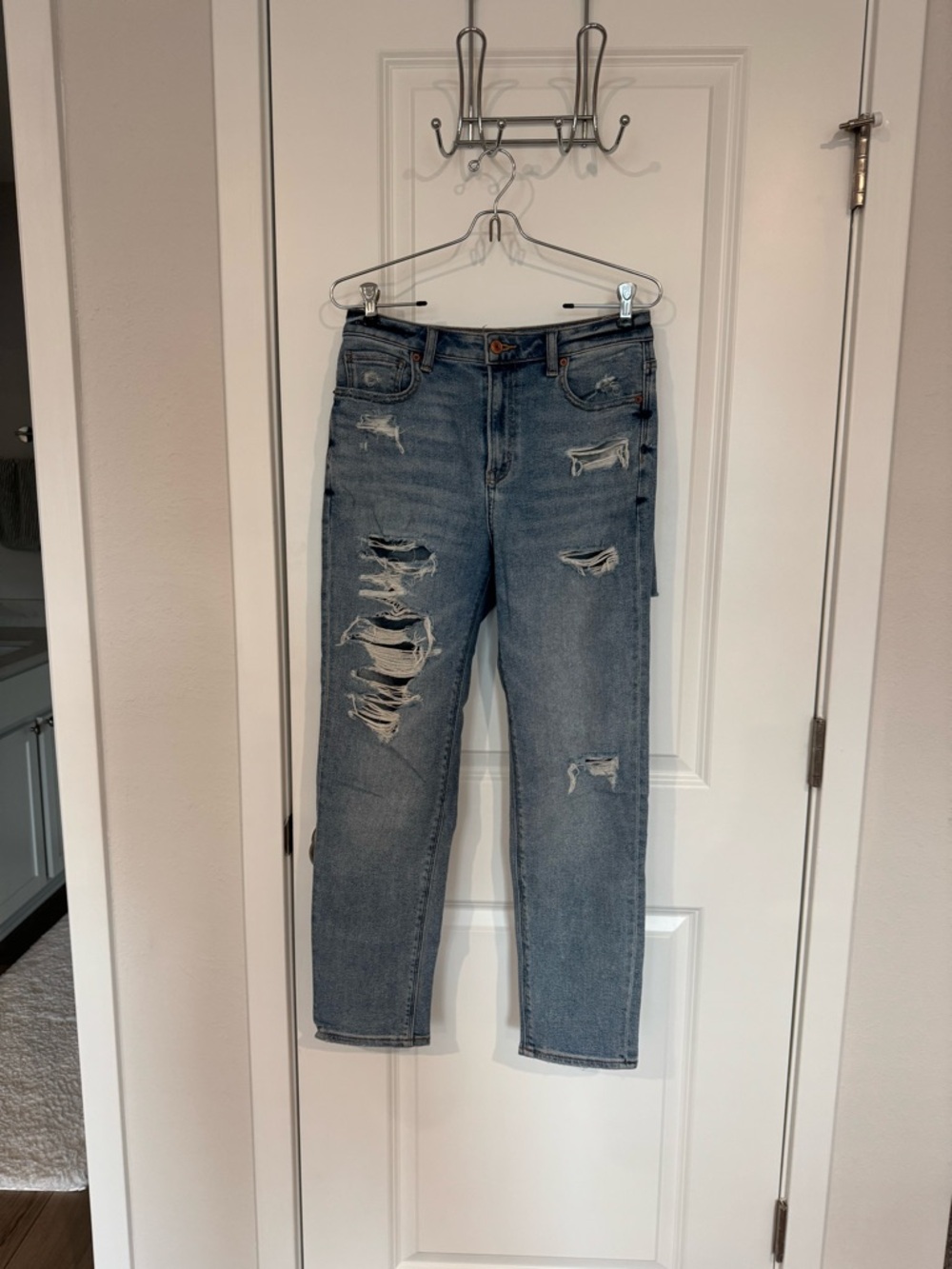 American Eagle Outfitters Distressed Mom Jeans - Light Blue